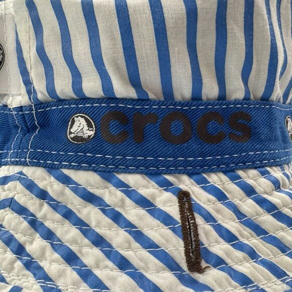 Crocs Reversible Bucket Hat Toddler Blue White Stripe Brown Logo Beach Sun - Picture 4 of 7